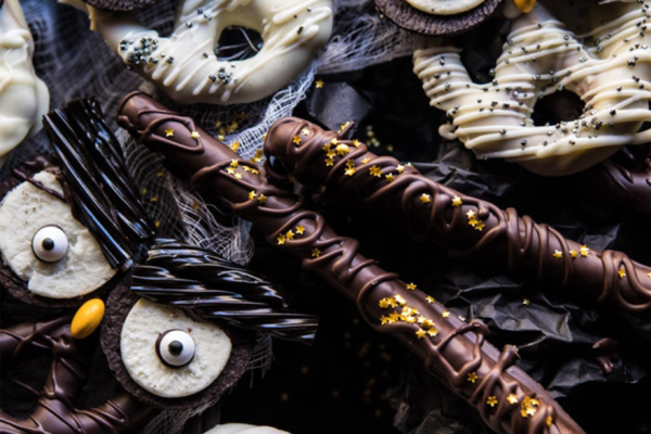 Twelve Halloween Recipes To Try This Year - Spooky Halloween Pretzels