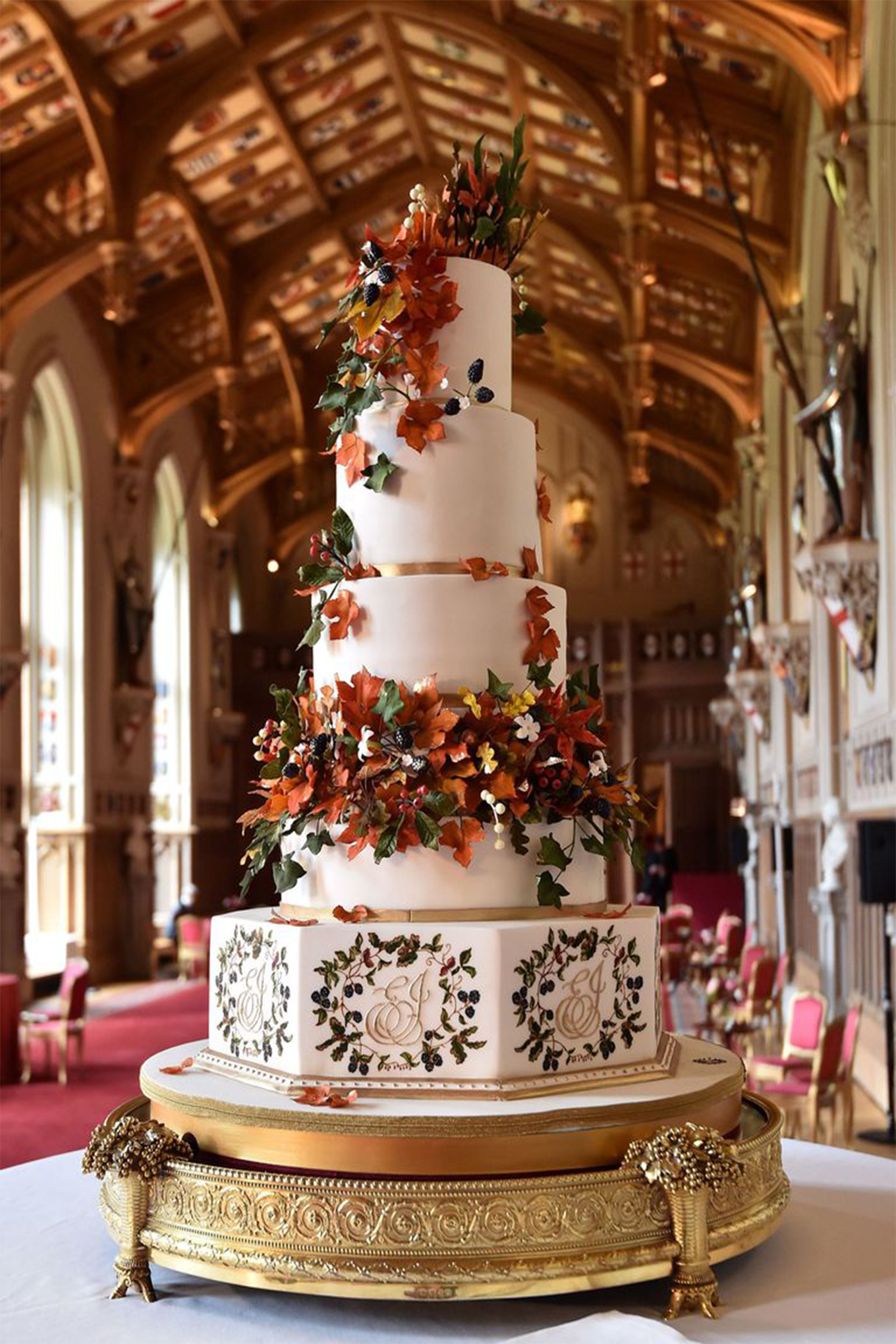 British Royal Wedding Traditions & How to Make Them Your Own - Princess Eugenie's Wedding Cake