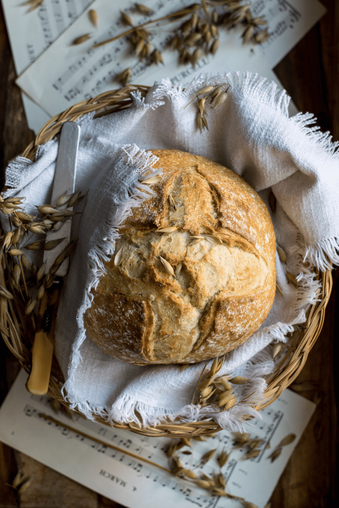 Irish Garlic & Cheddar Soda Bread